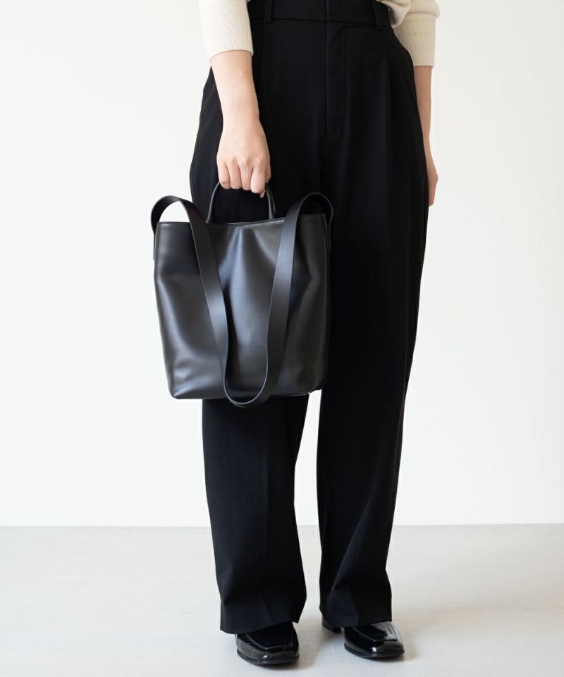 SMOOTH HOBO（M） | Online Store | MAISON CANAU メゾンカナウ